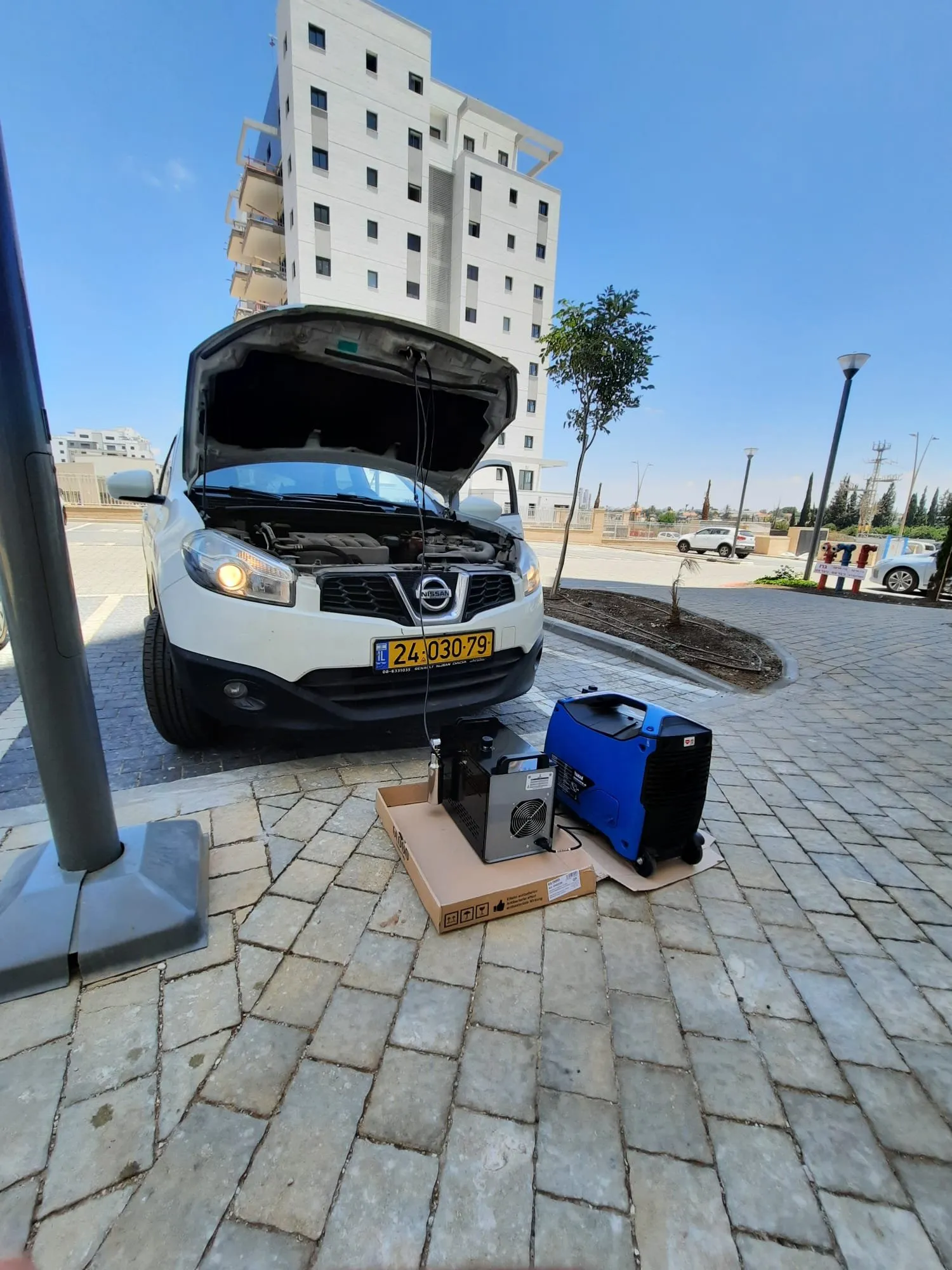 טיפול ניקוי פיח מהמנוע בבית הלקוח